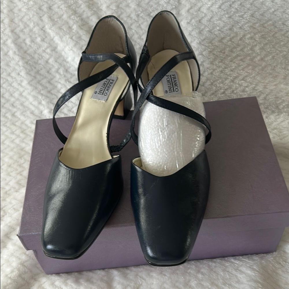 Franco Fortini Black Heels Classic Design